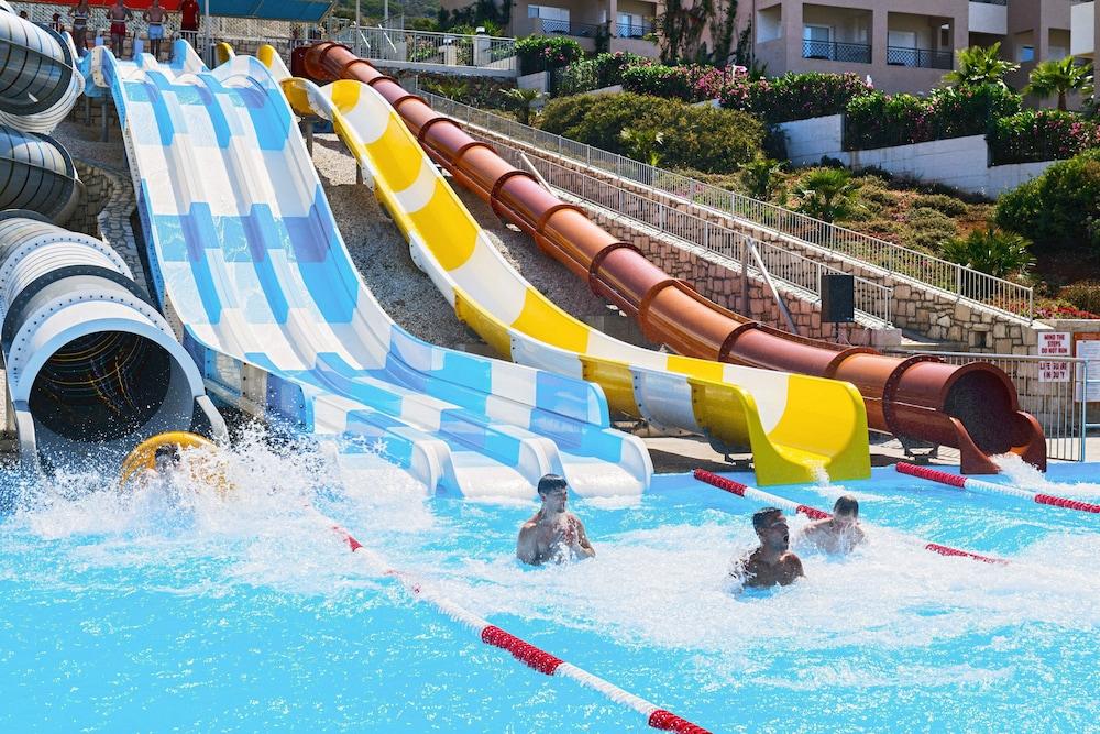 Grand Hotel Holiday Resort Herszonisszosz Kültér fotó