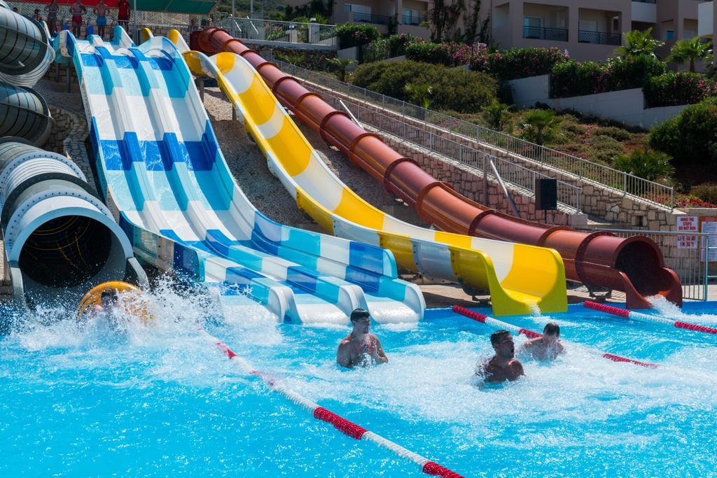 Grand Hotel Holiday Resort Herszonisszosz Kültér fotó